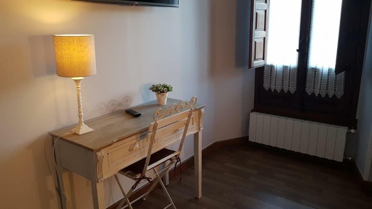 Hostal El Resbalon Cervera De Pisuerga Exterior foto